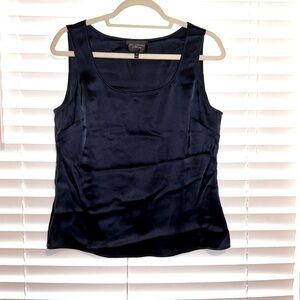 St. John Caviar Tank